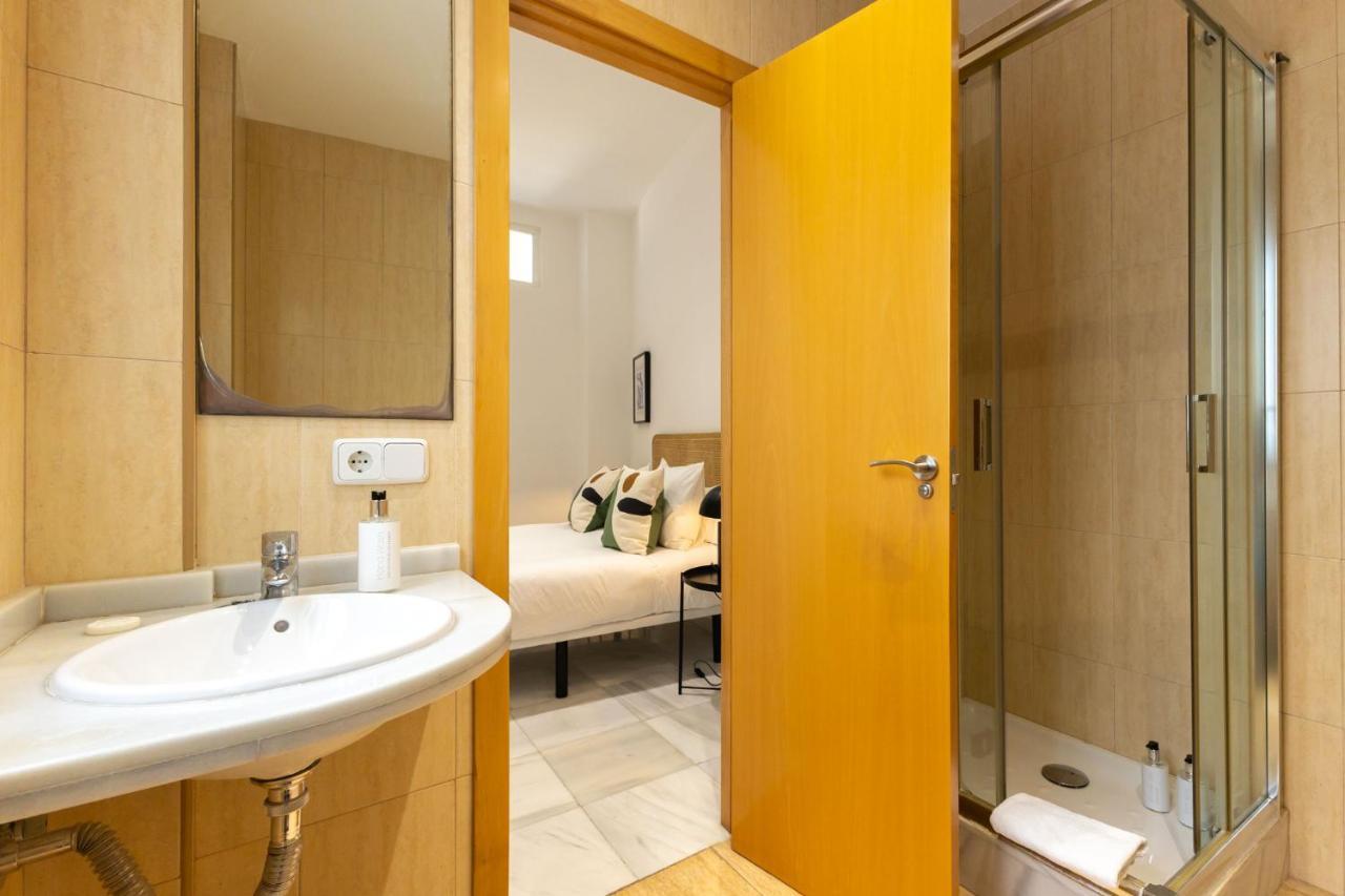 Terceros City Center Deluxe By Valcambre Sevilla Exteriör bild